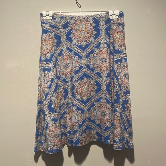 Renee C. Dresses & Skirts - 🔥ReneeC. Light and airy skirt